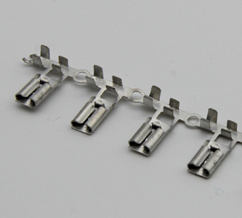 聯(lián)系我們-新盛娛樂游戲公司-13408888125-在線客服電話微信同步